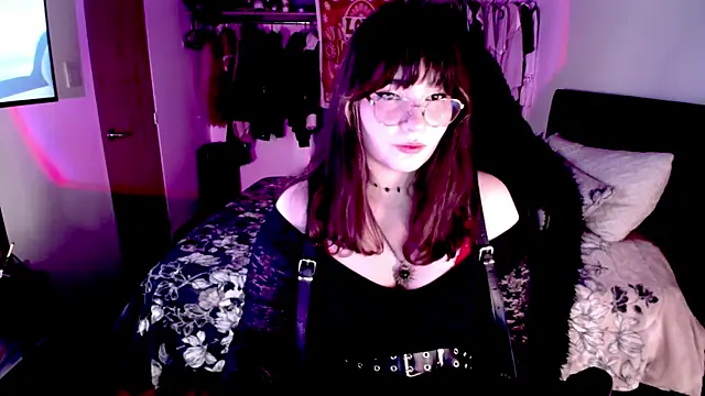 ElyNoiruwu online show from March 2026 12:54:02 AM