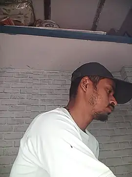 Snapshot of ravimandal chatting on May 2026 05:15:01 AM ravimandal online show from May 2026 05:15:01 AM