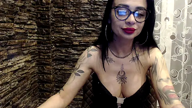 BrianaBloom online show from April 2026 06:46:01 PM