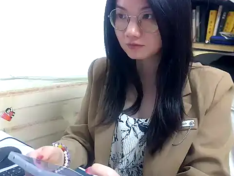 xiaoxiaowan11 online show from March 2026 12:21:02 PM