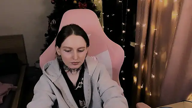 Onyxix online show from February 2026 06:00:02 PM