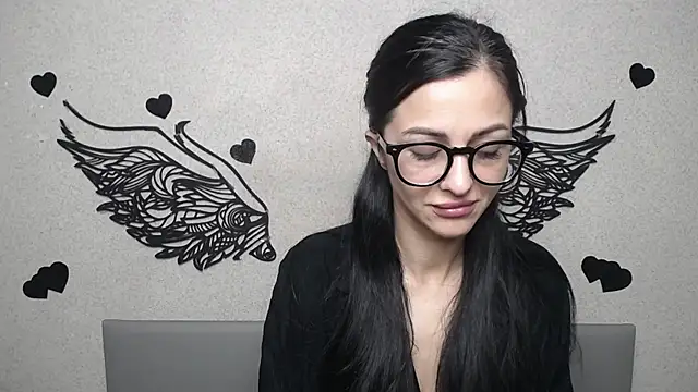 Snapshot of EvaClarkk chatting on May 2026 06:54:02 AM EvaClarkk online show from May 2026 06:54:02 AM