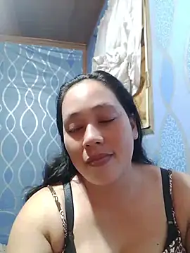 Snapshot of May_Bombs chatting on April 2026 02:25:01 PM May Bombs online show from April 2026 02:25:01 PM