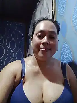 Snapshot of May_Bombs chatting on May 2026 08:33:02 AM May Bombs online show from May 2026 08:33:02 AM