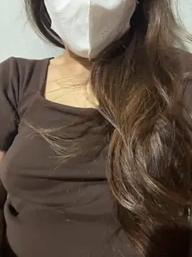 Miu Xinh online show from June 2026 06:11:01 PM