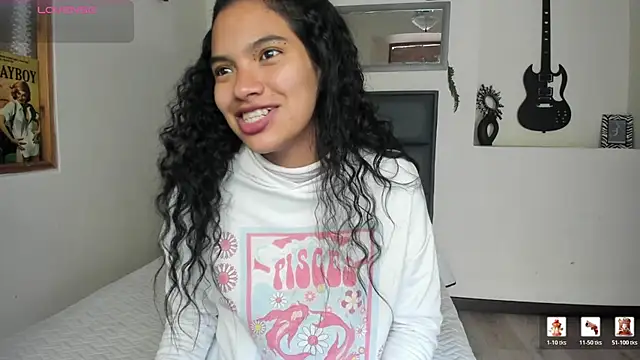 Julieta Parker online show from July 2026 09:28:02 PM