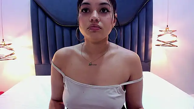 EmilyKartters online show from March 2026 12:00:01 PM