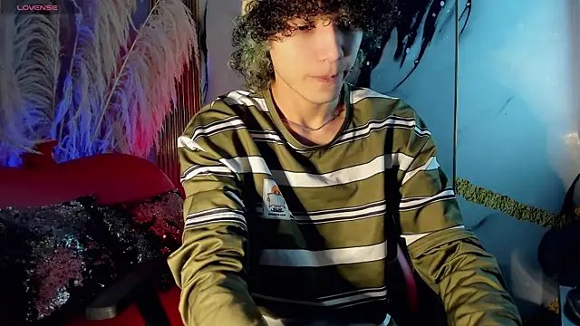 thanier 18 online show from May 2026 07:11:02 PM