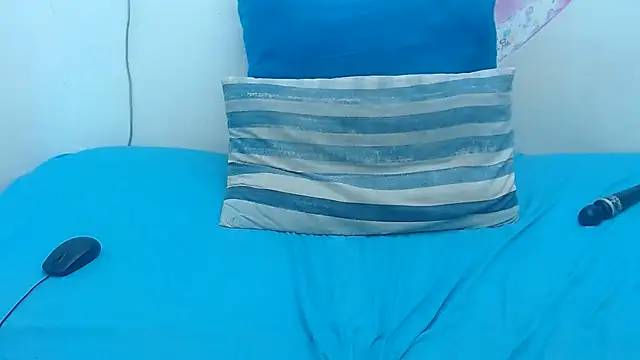 ExoticLenny32 online show from April 2026 07:58:01 PM