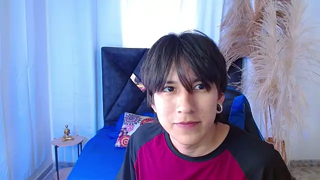 nikoo 18 online show from March 2026 01:48:02 PM