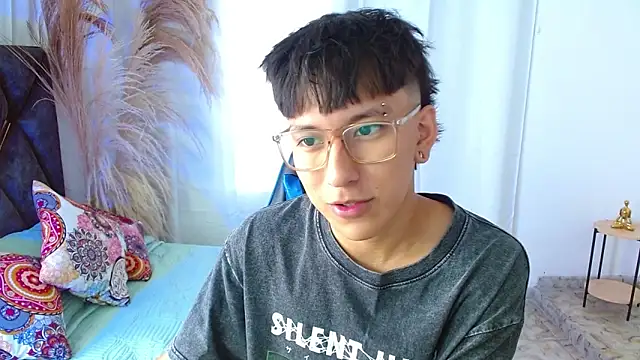 nikoo 18 online show from April 2026 02:30:01 PM