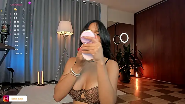 karinnixx online show from July 2026 06:45:02 PM