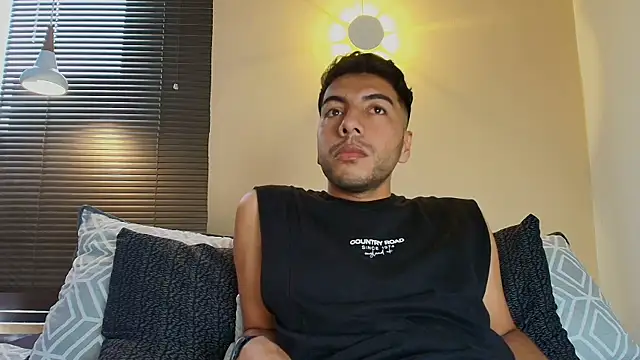 Max Hornye online show from February 2026 07:12:01 PM