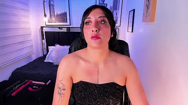 ladyraing online show from February 2026 03:10:01 AM