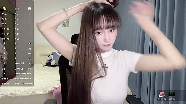 Snapshot of Fairy-615 chatting on June 2026 05:04:01 PM Fairy-615 online show from June 2026 05:04:01 PM