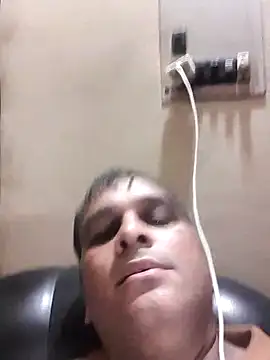 Snapshot of indiandesivillegeboy chatting on June 2026 06:16:01 AM indiandesivillegeboy online show from June 2026 06:16:01 AM