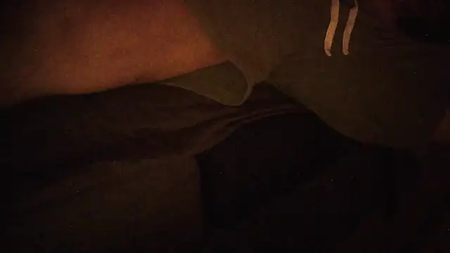 Tommyzzzzzz online show from November 2025 04:18:01 PM