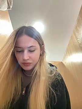 blonde exe online show from April 2026 02:15:02 PM