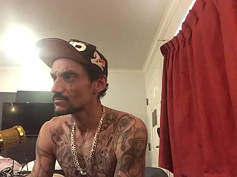Snapshot of watugonadowitit chatting on April 2026 01:48:01 AM watugonadowitit online show from April 2026 01:48:01 AM