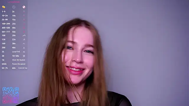 RowenaIanniello online show from April 2026 04:31:02 PM