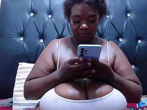 MissConniexxx online show from February 2026 02:04:01 AM