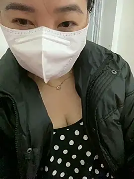 Irene 007 online show from February 2026 02:09:01 PM