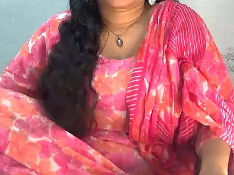 Snapshot of Saniya_K2 chatting on July 2026 04:00:02 PM Saniya K2 online show from July 2026 04:00:02 PM