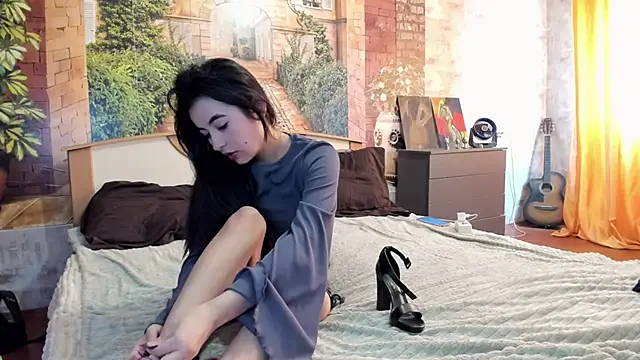  littleangie  online show from April 2026 03:40:02 AM