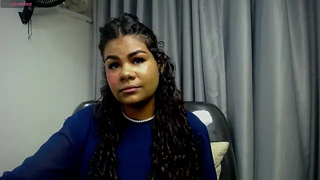 yaazhinii online show from April 2026 11:57:02 AM