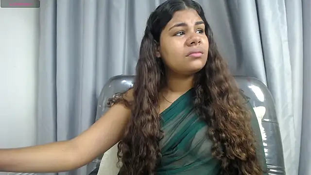 Snapshot of yaazhinii chatting on June 2026 11:56:02 AM yaazhinii online show from June 2026 11:56:02 AM