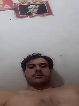 henriquefc2712 online show from March 2026 03:18:01 PM