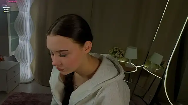 RoxannRunk online show from March 2026 07:09:01 PM