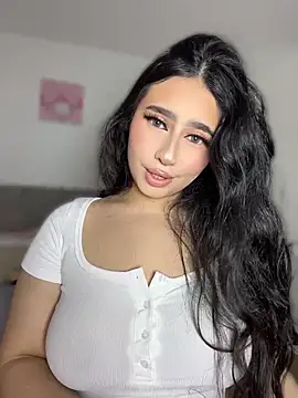 Sofiia Vegaa online show from June 2026 03:42:01 AM