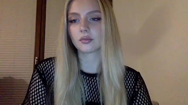 MayaWetDream online show from April 2026 08:11:01 PM