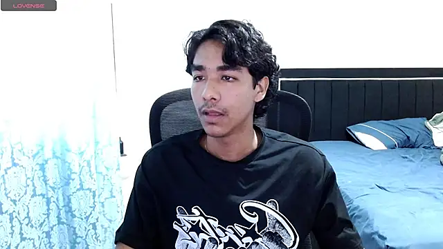 Pedestal diamant online show from April 2026 08:44:02 PM