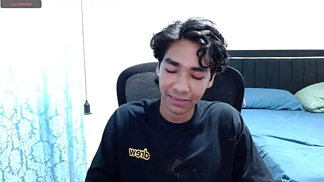 Pedestal diamant online show from April 2026 09:28:02 PM