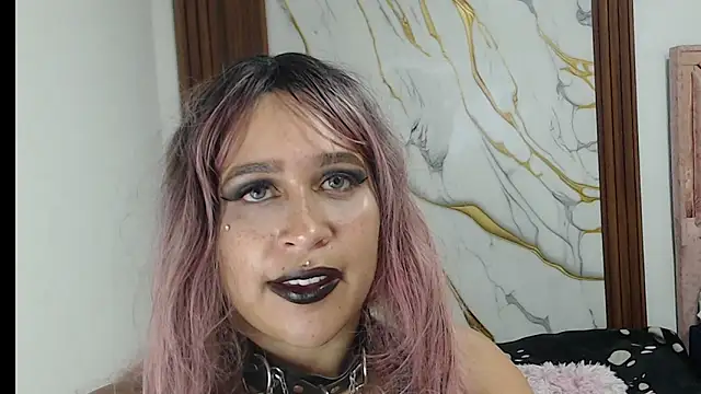 valen ros online show from March 2026 10:24:01 PM