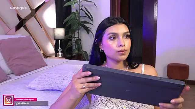 Snapshot of missthailand_ chatting on May 2026 11:13:02 PM missthailand online show from May 2026 11:13:02 PM