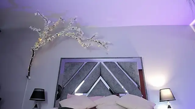 Jimena Adams online show from February 2026 07:26:02 PM