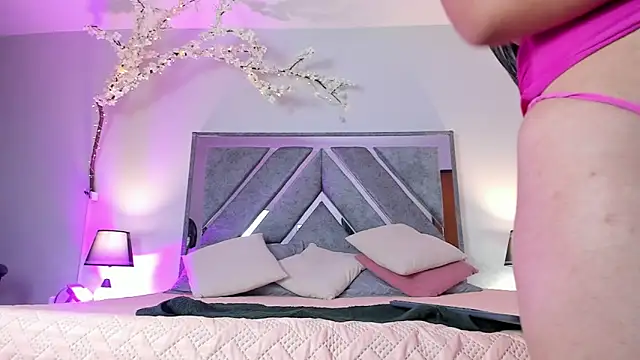 Jimena Adams online show from March 2026 07:30:01 PM