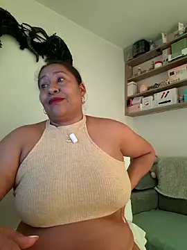 Snapshot of Nyomi_browm chatting on May 2026 03:52:02 PM Nyomi browm online show from May 2026 03:52:02 PM