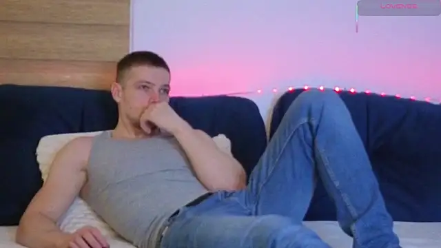 JulianTurner online show from February 2026 09:39:01 AM