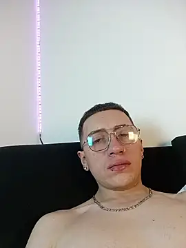 Emmanuel Lust online show from February 2026 01:38:02 PM