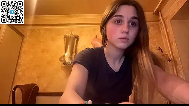 Snapshot of LovelySilk_63 chatting on May 2026 06:49:02 PM LovelySilk 63 online show from May 2026 06:49:02 PM