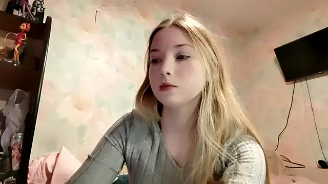 TiaBIanks online show from April 2026 01:32:01 AM