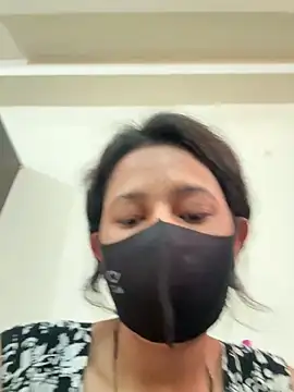 raavigirl online show from February 2026 02:43:01 AM