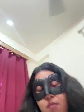 raavigirl online show from April 2026 10:46:01 AM