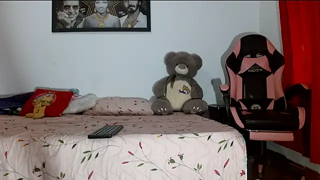 karolsweetvagi online show from March 2026 04:13:01 PM