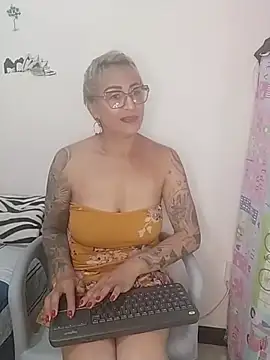 Charlotte gray  online show from February 2026 10:50:02 PM