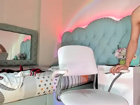 Apolo Richards online show from February 2026 07:43:01 PM